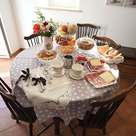 B&B Delle Erbe Calvi dell' Umbria Luaran gambar