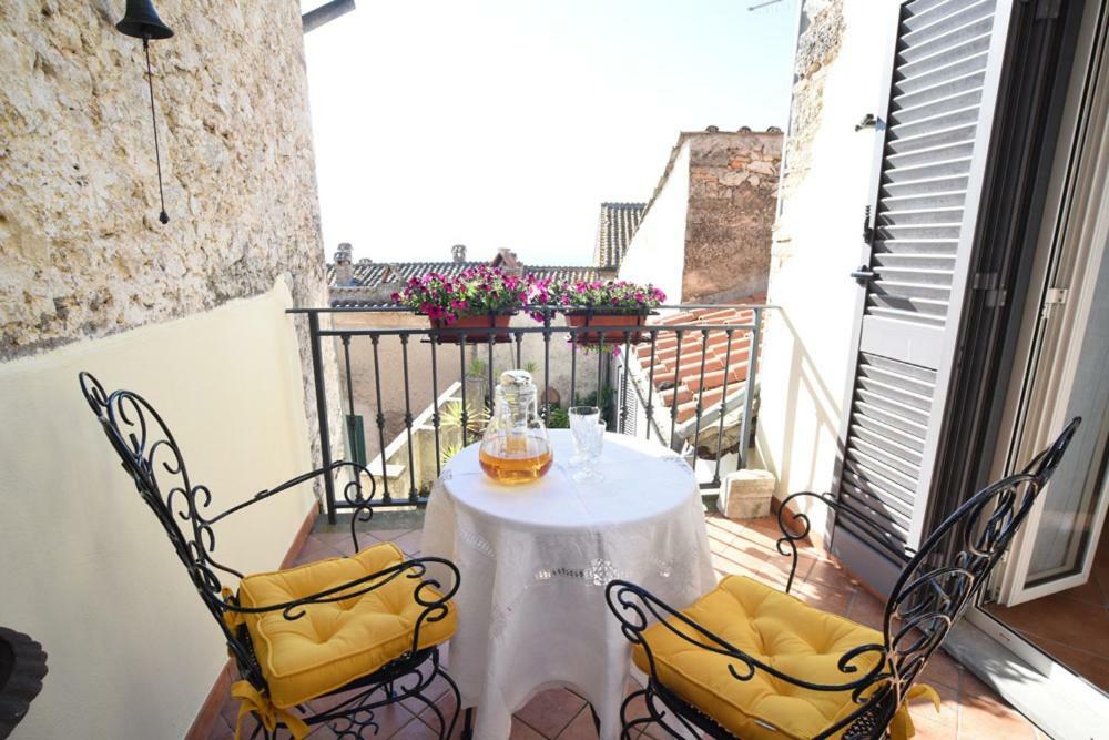 B&B Delle Erbe Calvi dell' Umbria Luaran gambar